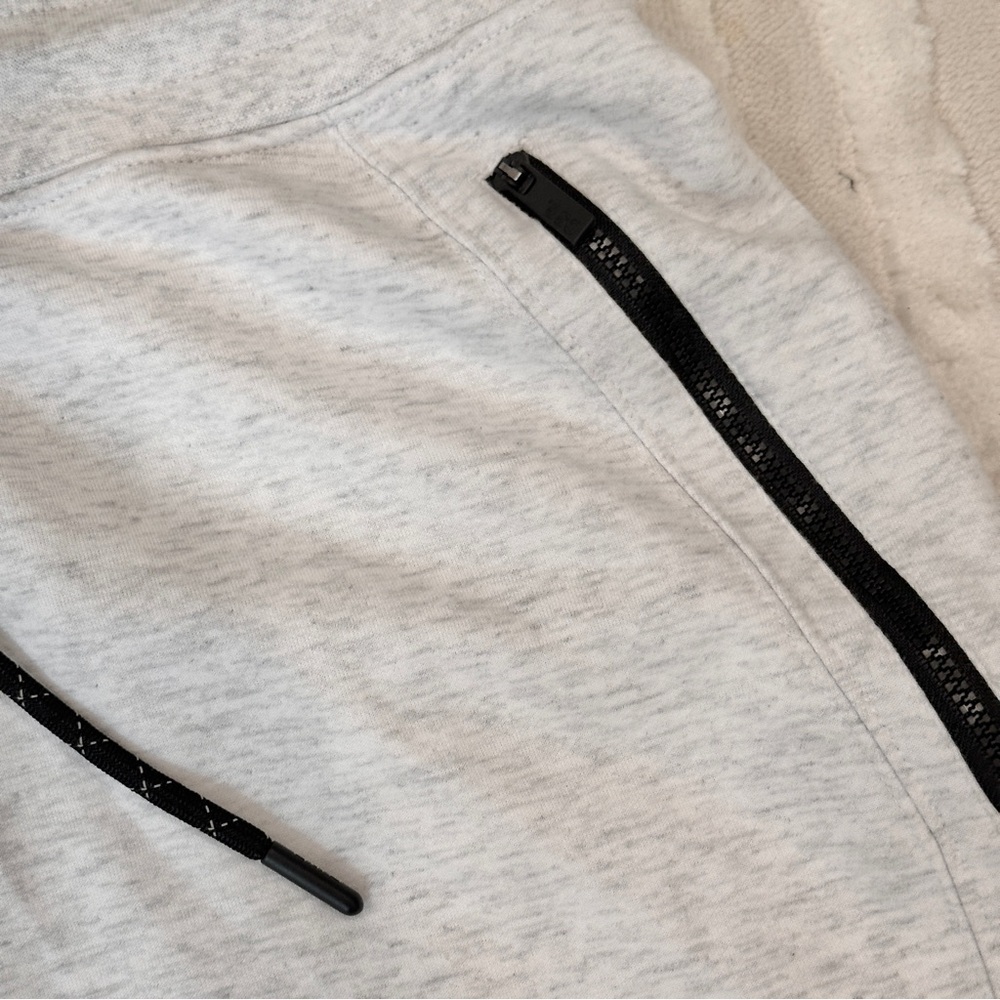 CSG Men grey Shorts - Picture 8 of 11